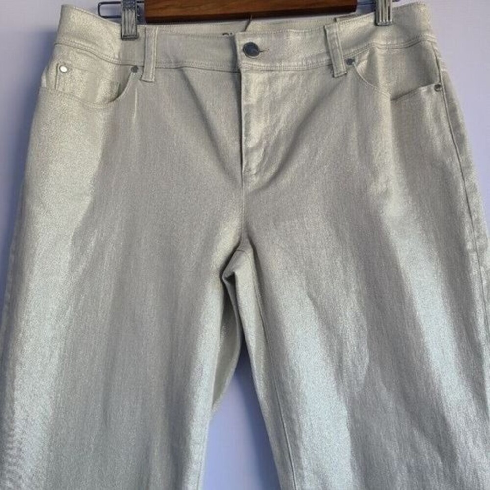 Chico's Platinum Pants Metallic Silver Crop Jeans NWT Size 0 US  Sz 4 - Picture 4 of 11